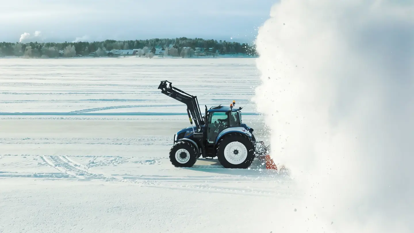 Lunet Traktor